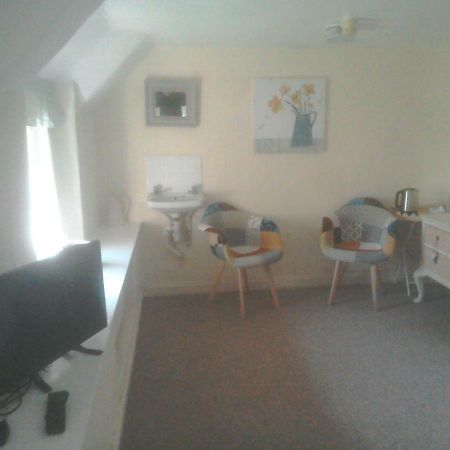 The Crown Inn Alvediston Bagian luar foto
