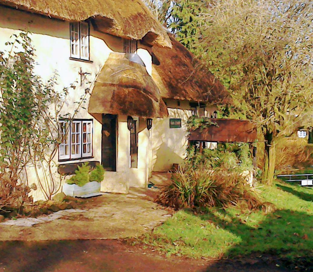 The Crown Inn Alvediston Bagian luar foto