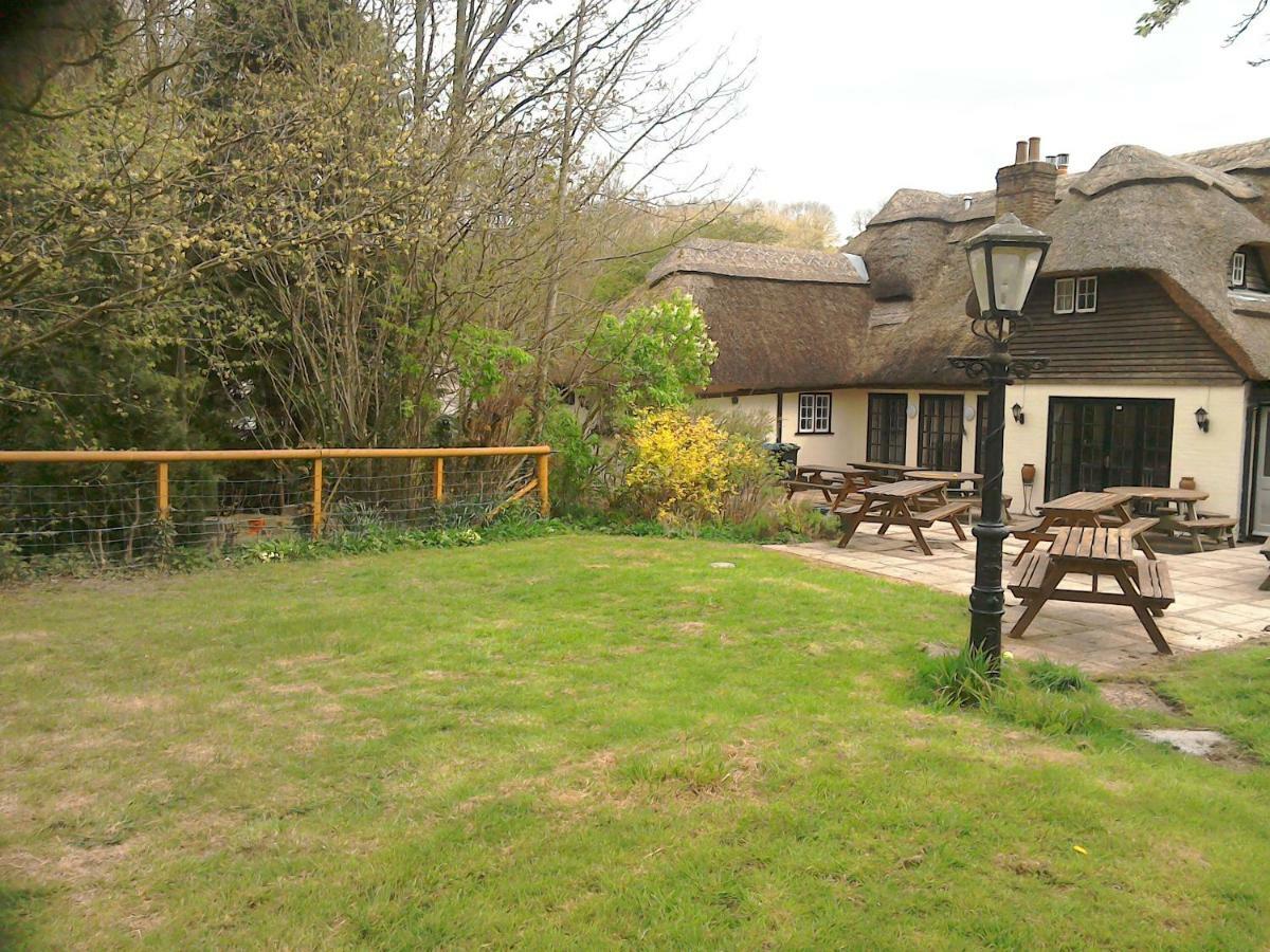 The Crown Inn Alvediston Bagian luar foto