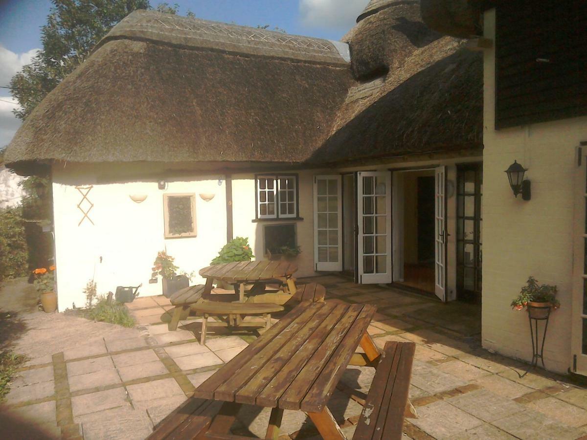 The Crown Inn Alvediston Bagian luar foto