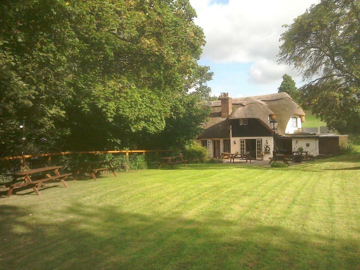 The Crown Inn Alvediston Bagian luar foto