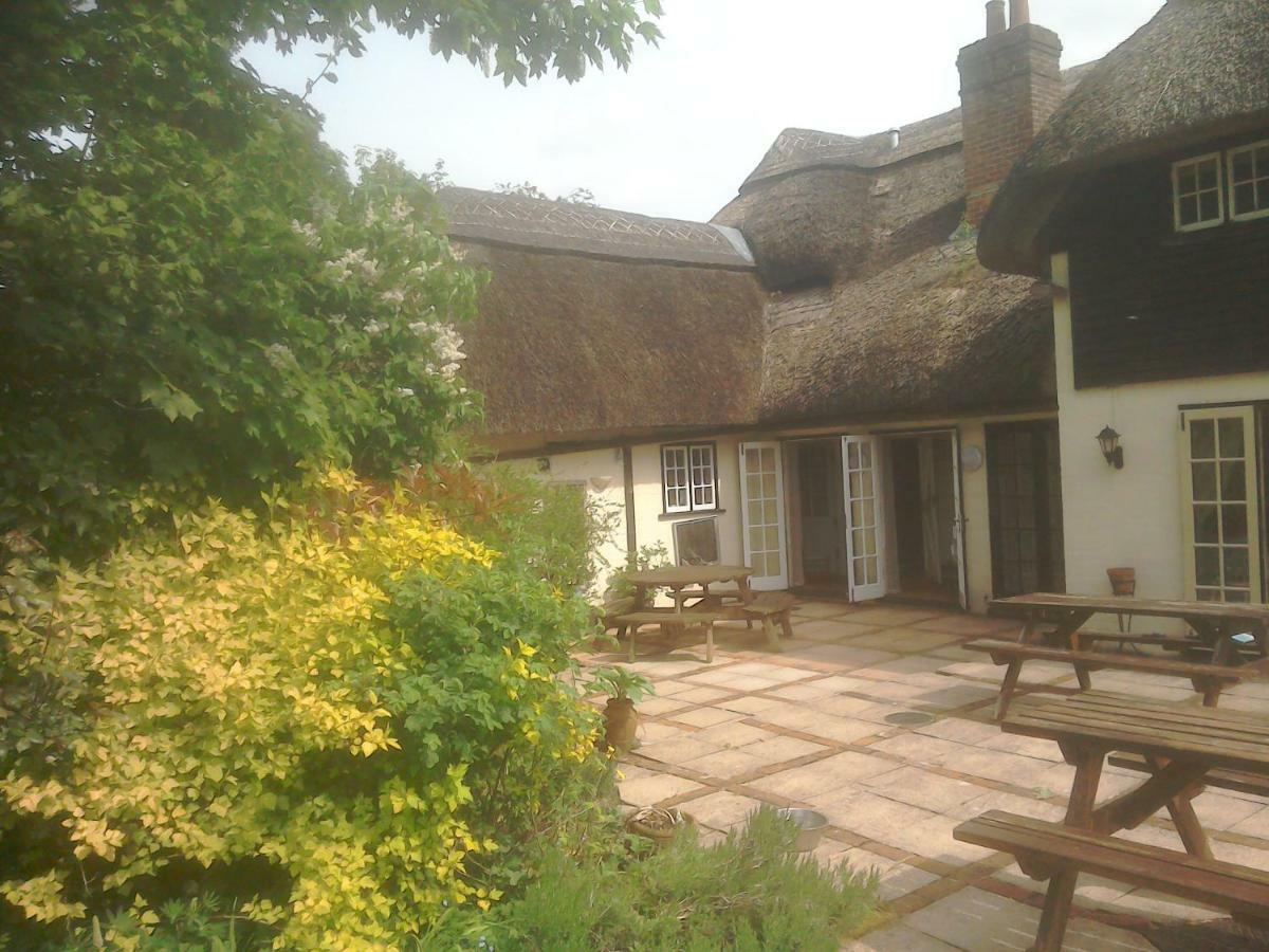 The Crown Inn Alvediston Bagian luar foto